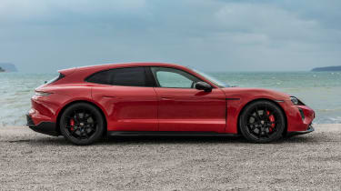 Porsche Taycan Sport Turismo side